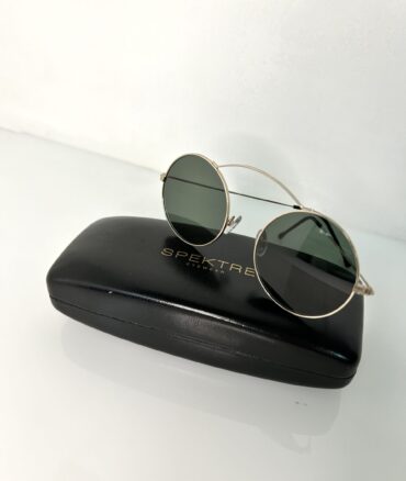 5ED7B1B4-1DCF-4872-AFD4-0CDE54779941