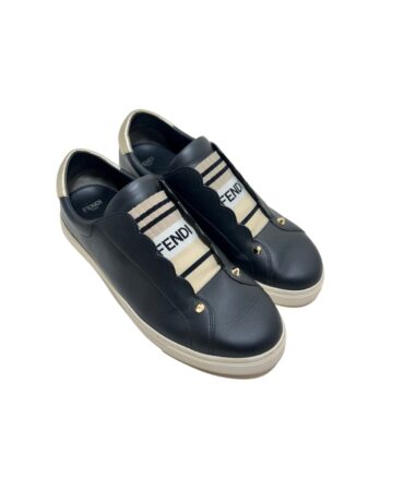 DE38A717-4D0E-4ED1-A5DF-8B2ECBBB130F