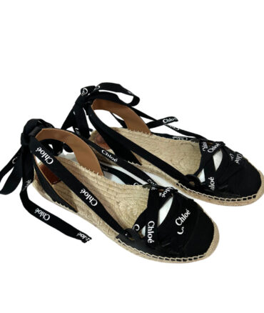 2B2058C7-7E1B-4BD3-86E1-EBE172CBD8C5