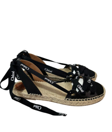 EFBAACF4-64A0-4CDE-A66A-4474FCB53BD3