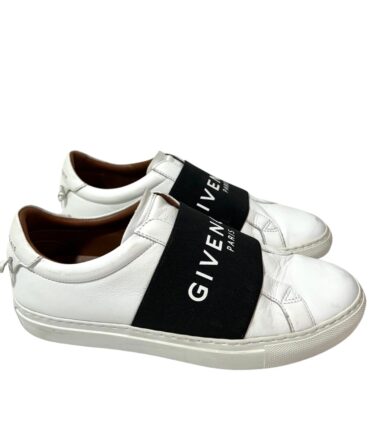 9D1CB71E-45B1-44E1-A2A9-C7EF38F3FE5D