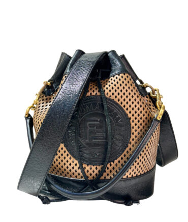 C8996A87-F94E-47B3-8DBE-DB4FE31E3BBD