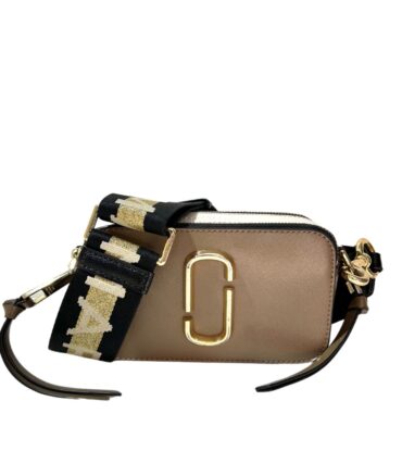 0C92B12A-551C-4AFC-B370-AA732F6EEA78