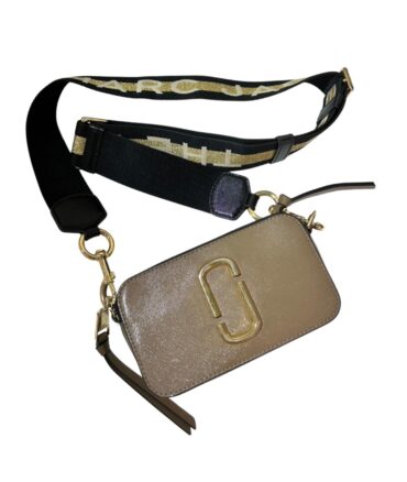 44D2643D-CCD8-40F2-B128-E4142FECF0A9