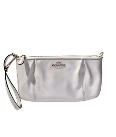 E3724976-F6E2-4428-9219-E19B07553810