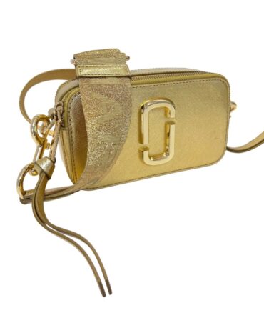 C74EA4D8-F5AE-44FC-BC99-C05ACB8A1A15